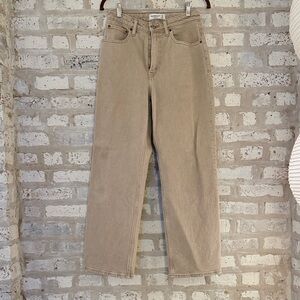 Tan Abercrombie Curve Love High Rise 90s  Relaxed Jean 27 short